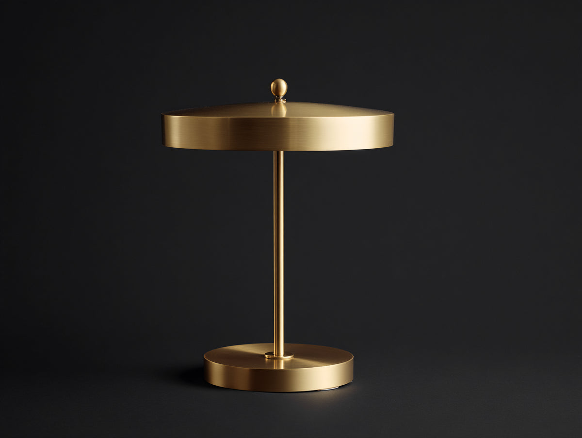 Lampe de bureau 36×36×58 cm - métal laiton doré finition brossée - abat-jour rond plat et base circulaire pour chambre à coucher