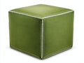Tabouret carré 45×45×44 cm - textile vert mousse et coutures blanches - pouf cubique au détail surpiqué pour chambre à coucher