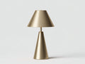 Lampe de bureau 38×38×62 cm - métal laiton doré finition brossée - abat-jour conique et base évasée pour chambre à coucher